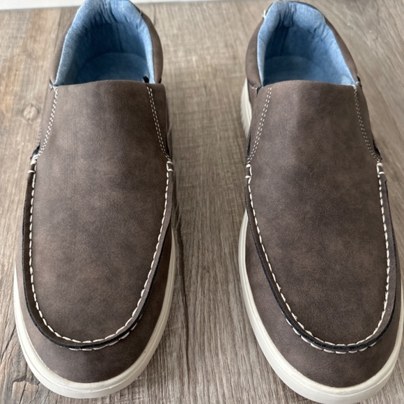 Men’s slip on shoes - Picture 2 of 5